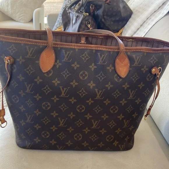 Authentic LV neverfull mm - Picture 2 of 10